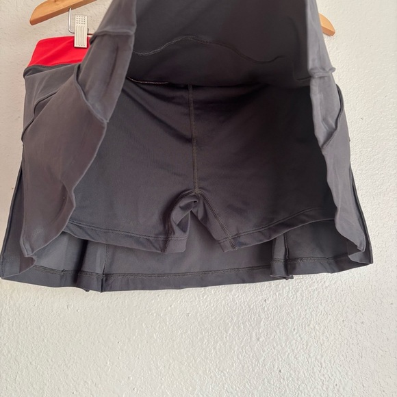 Nike Black and Red Athletic Skirt - Picture 8 of 8